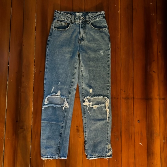 Cotton On Mom Jeans - Picture 2 of 10